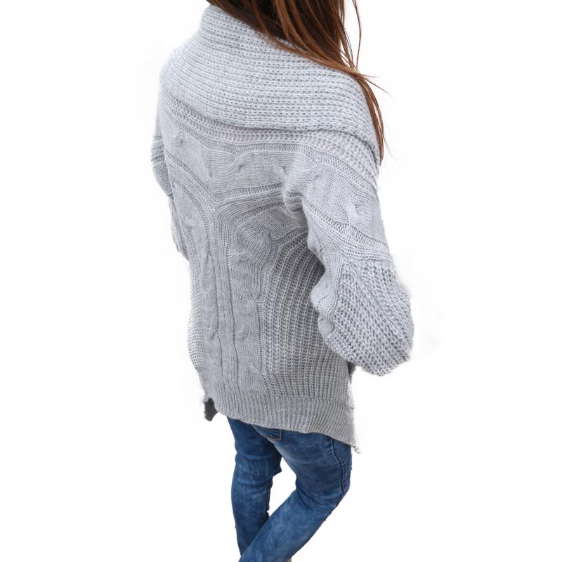 Sivý dlhý trendy vlnený sveter